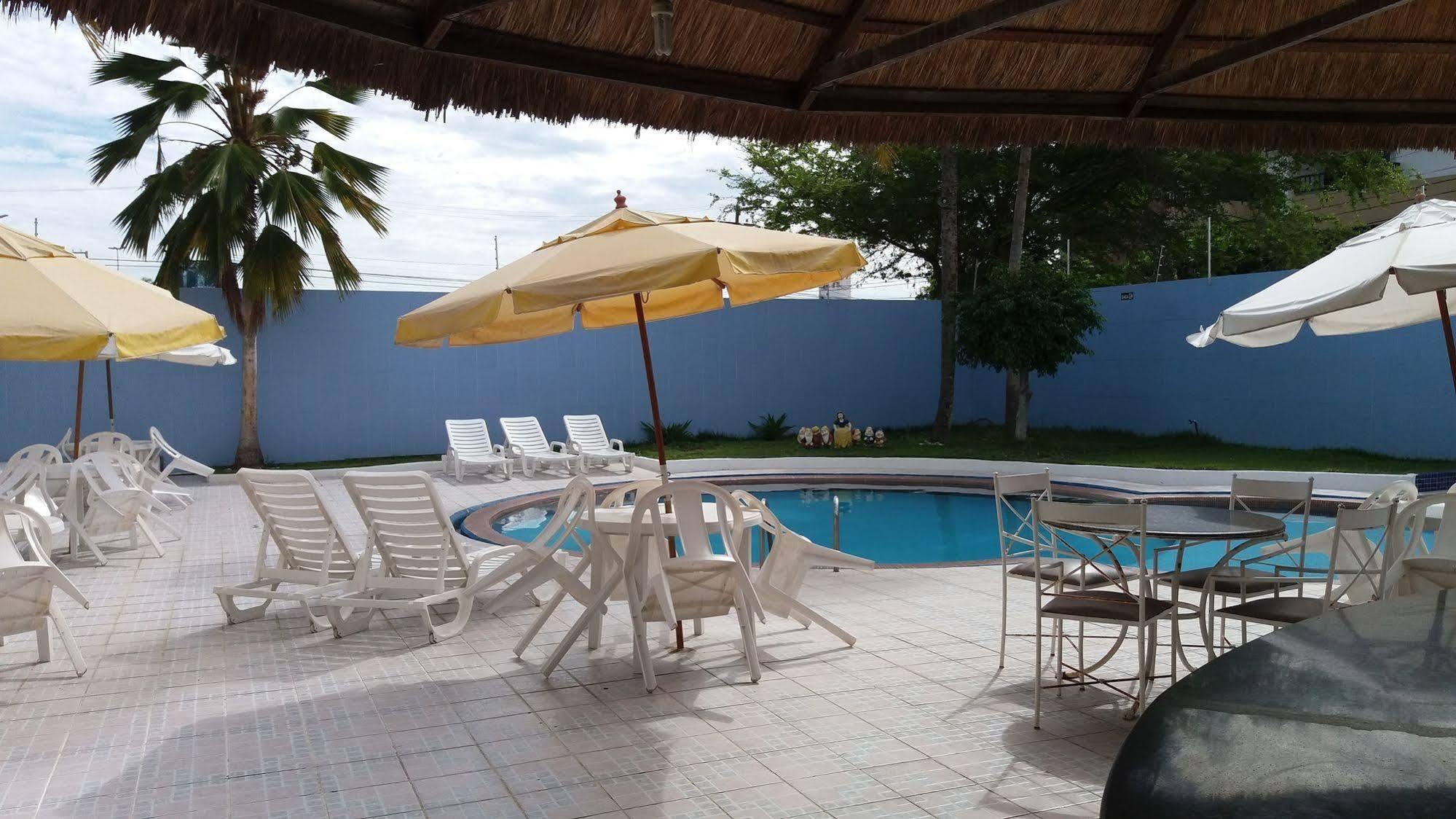 Aracaju Praia Hotel 3* Aracaju